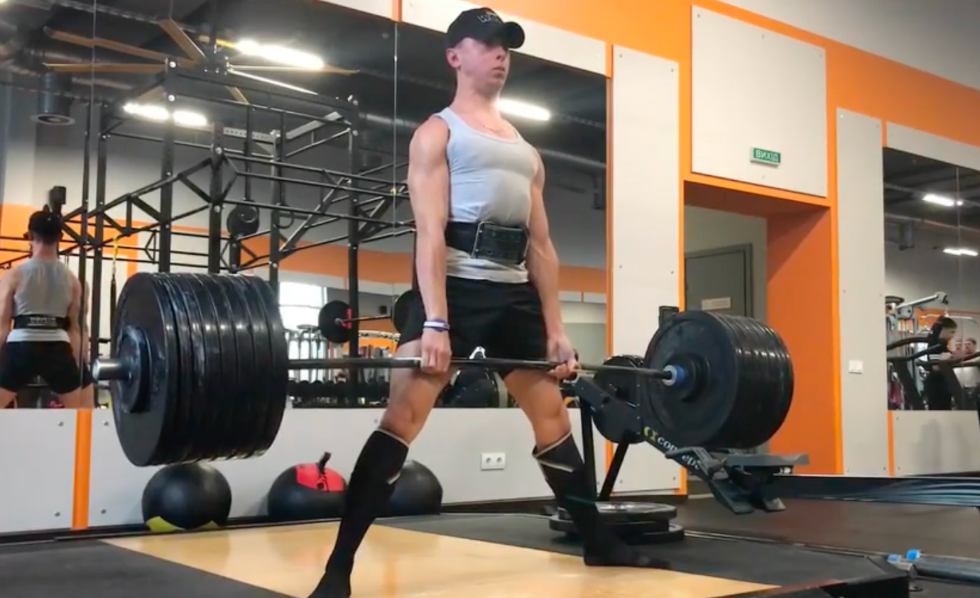 vladimir-shmondenko-powerlifting-training